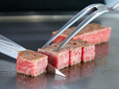 2人の「思い出の1ページ」に華を添える、おしゃれな店