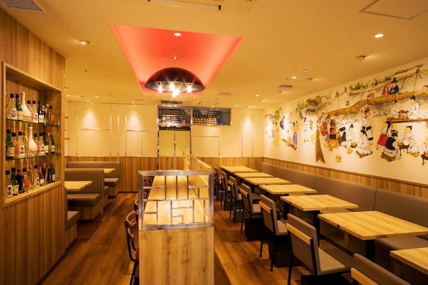 華やかでヘルシー。本物のコリアンフードを囲む、充実の女子会を