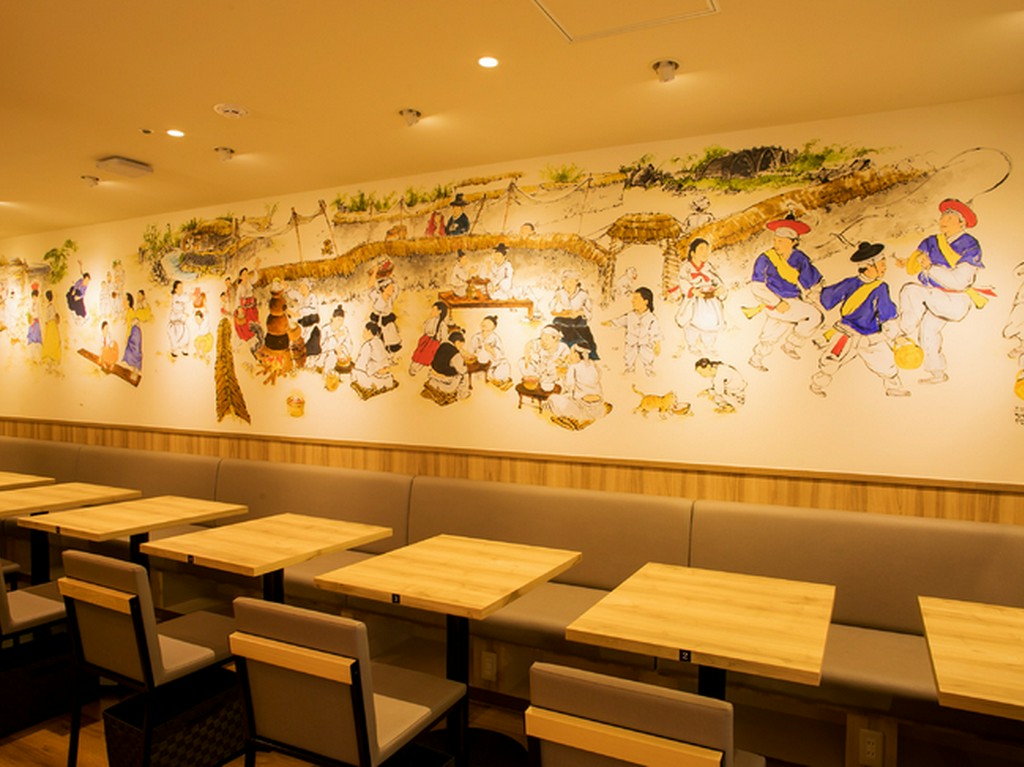 チゲ料理と韓国鉄板料理を楽しめる、コリアンダイニング