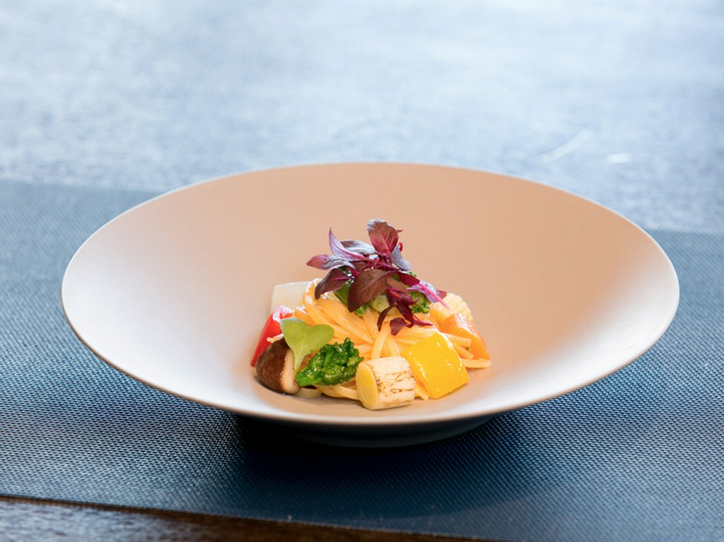 野菜がたっぷり入ったヘルシーな一皿『ONCRIパスタ＜季節限定＞』