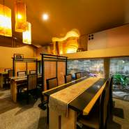 身土不ニ、一物全体、玄米菜食。 旬にこだわり、地産にこだわり、そして素材の鮮度に徹底的にこだわり、丁寧に手間暇をかけてお出しするアンチエイジング美食懐石は、大切な方の記念日に「想いの華」をそえます。