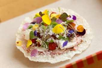 徳吉流“気まぐれピッツァ”『Pizza Delivery』