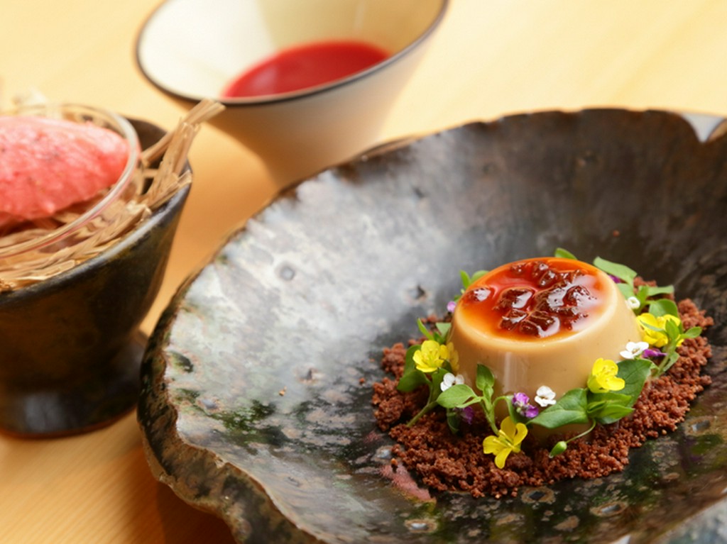 独創的なスープペアリングで、一皿の趣向がいっそう魅力的に!