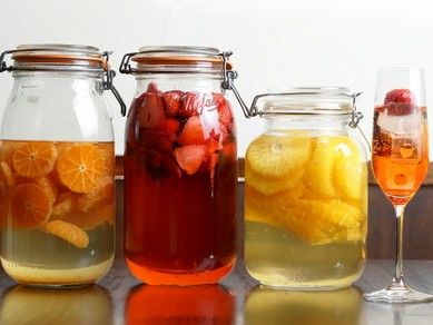 生産者の顔が見えるこだわりのドリンクメニューがずらり