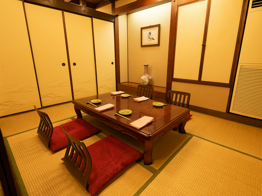 用途に合わせて使える、さまざまな個室を完備