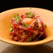 桜肉のユッケ