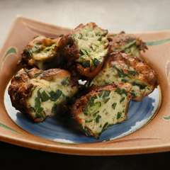 ふわっとした口あたりで野菜の食感が際立つ『おくらとごぼうのさつまあげ』