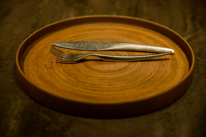 有名シェフにもファンが多い陶芸家による特注ステーキ皿