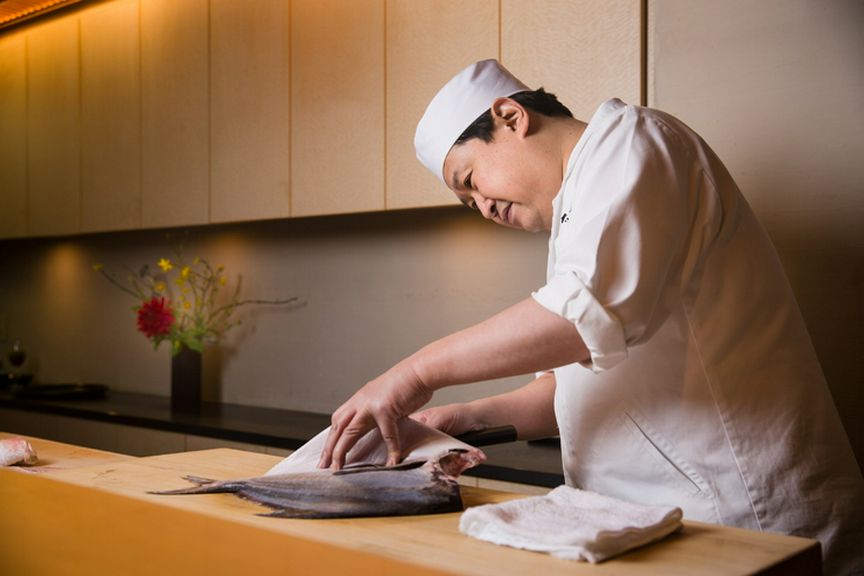 かつて黒門市場にあった信頼のある魚屋から仕入れる魚