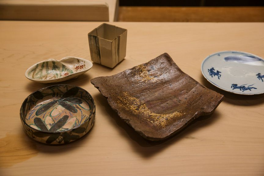 美術館クラスの器がずらり。本物に触れ合える喜びに浸る