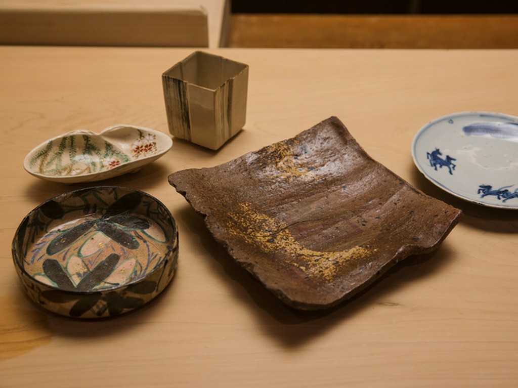 美術館クラスの器がずらり。本物に触れ合える喜びに浸る