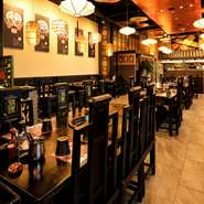 お仕事帰りに同僚達とワイワイ楽しむ【テーブル・片側ソファー席（6名様×2卓）】