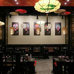 美容と健康に良い薬膳火鍋と、オシャレな店内で女子会