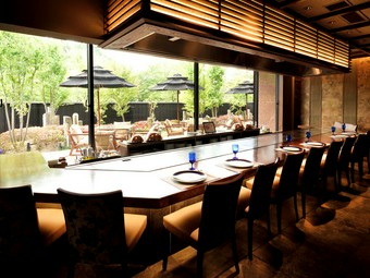 絶景を眺めながら、近江牛を堪能できるレストラン