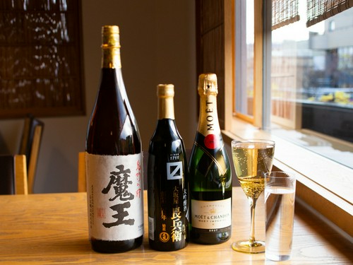 日本酒、ワイン、焼酎などドリンク各種