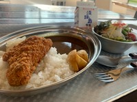 さわやかなプレミアムソフトクリームにあま～いシナモンチュロスをトッピングしました♪