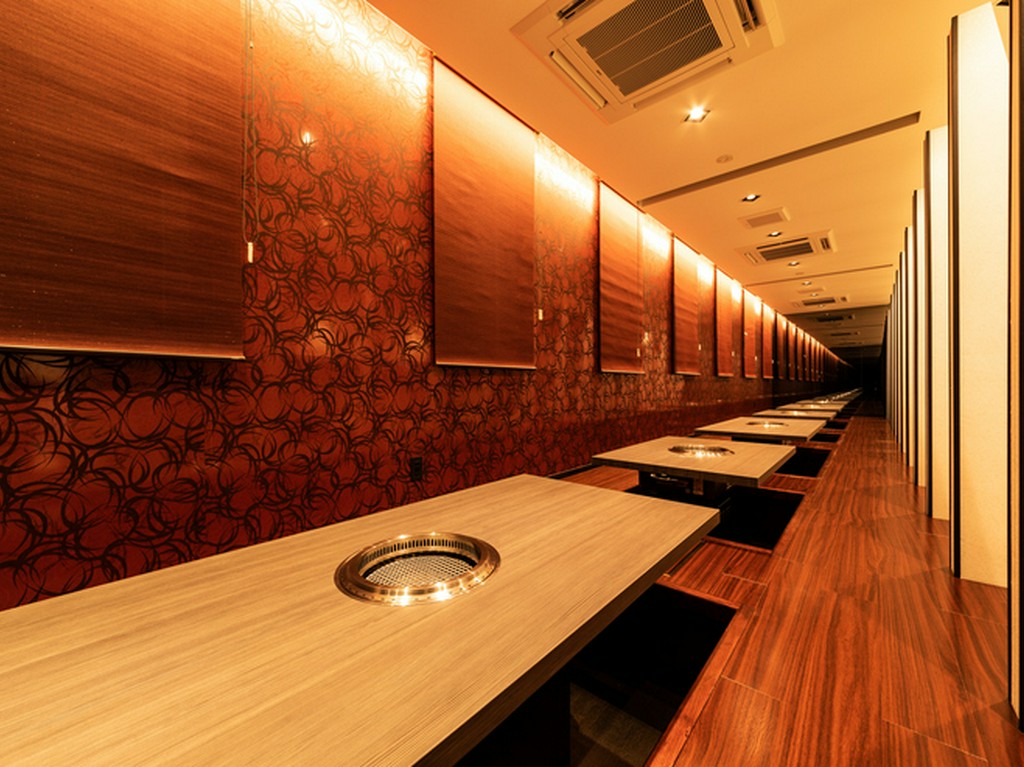 掘りごたつの半個室、完全個室あり