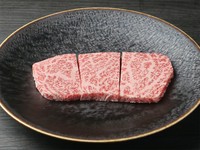 カタロースからサーロインまで一直線につながるロース芯。全国の畜産農家がこの部位を太くするのにしのぎを削っています。
