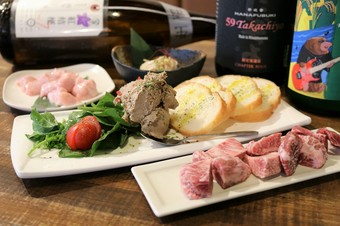 当店の人気商品3種。入荷困難なメニューも