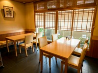 旬の食材を活かした料理が楽しめるミニ懐石。贅沢な寿しとご一緒に