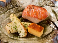 「土佐備長炭」で焼き上げる、四季の味覚を楽しむ『焼物』