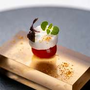 季節に寄り添った8品前後のランチコースです。
【所要時間：2時間程度】