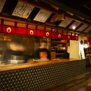 ちょっとした会食や宴会にぴったりの温かみのある空間