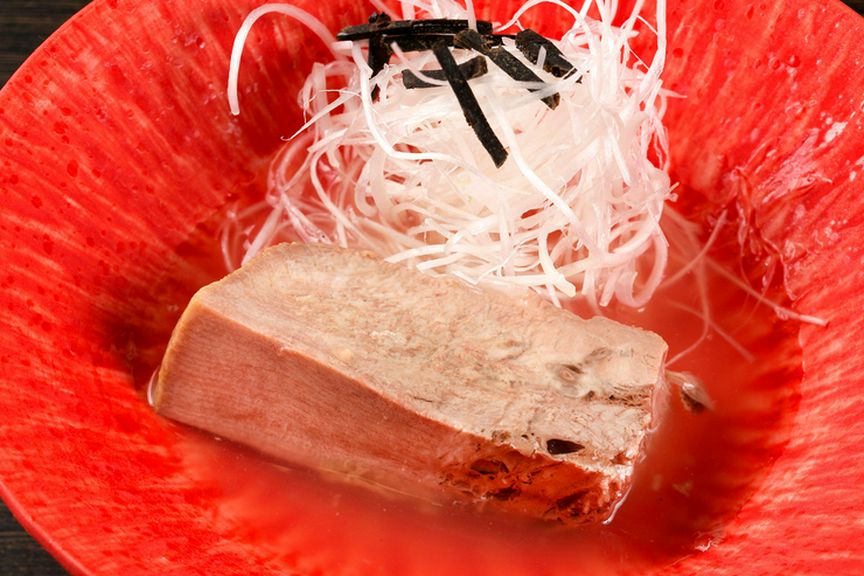 牛タンの塩煮込み