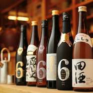 伝統の酒蔵から世界が注目する新世代の酒造家が醸す味まで、最高峰の日本酒がずらり。全国の名蔵元との長年にわたる親交から、プレミアム銘柄も充実。旬の料理とともに、旨い地酒の味わいにゆっくりひたれます。
