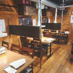 焼肉を囲んでおしゃべりも弾む、家族揃って過ごす時間