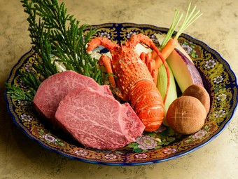 精肉店ならではの一頭買い。鮮度抜群の「氷見牛」を贅沢に『氷見牛スペシャルコース　たるとり』