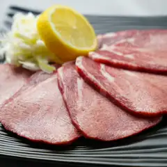 オーダーカットで“肉本来の持つ旨み”を最大限に味わう