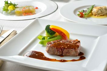 그릴 & 다이닝 맨하탄 테이블