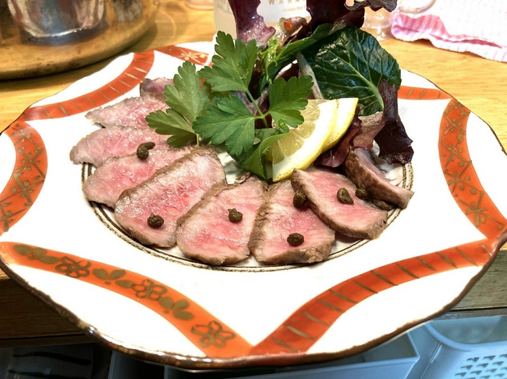 熊野牛の自家製ローストビーフ