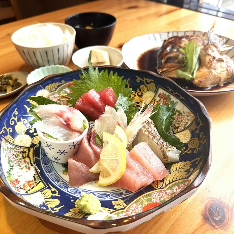 逸魚のお造り盛り合わせ御膳