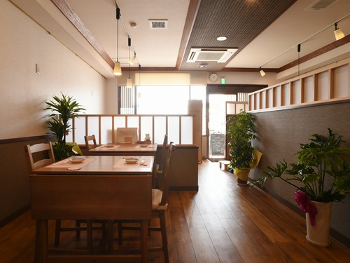 靴を脱いでくつろげる。家族団欒にも最適です◎