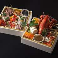 県産食材を中心に、新年を寿く品々に仕上げたフランス料理おせち。
二段重と三段重をご用意いいたします。

フレンチおせち二段重【限定30食】￥32,400（税込）
フレンチおせち三段重【限定30食】￥48,600（税込）

地方発送承ります。（詳しくはお電話にて）
※予約受付期間／12月29日迄
お引き渡し 12月31日 14時～17時
お支払 当日現金にて