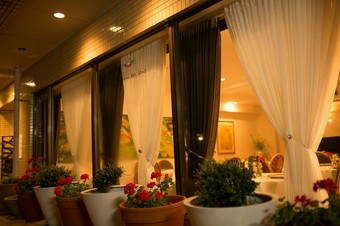 街の中心にありながらも喧噪を忘れさせてくれる隠れ家