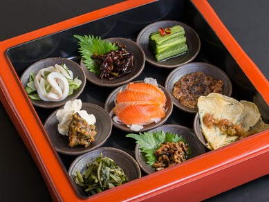 独特の食文化を堪能できる『長野県盛り合せ』