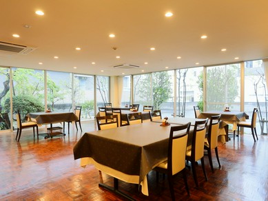 窓から見える景色に癒しを感じながら、ゆっくり過ごせる場所