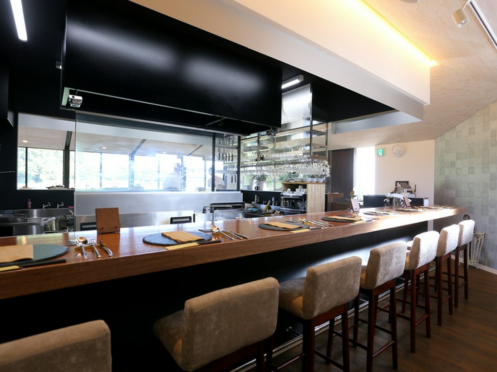 カウンター席で気ままなお1人さまもおすすめ