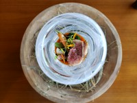より厳選した食材で少しずつ色々なお料理をお楽しみ頂けます。
ご来店１週間前までのご予約をお願い致します。

予約状況でお受け出来ない場合がございますのでお日にちに余裕を持ってのご予約をおすすめ致します。