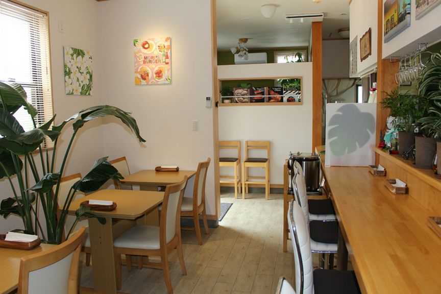 清潔感があり、明るく開放的。カフェのようなオシャレ空間