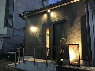 確かな目で厳選吟味された、美味しい肉に出合えるデートはいかが