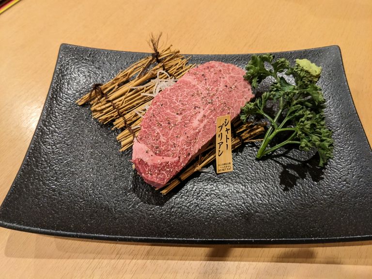 国産最高ランク厳選A5霜降りMAX12黒毛和牛シャトーブリアン