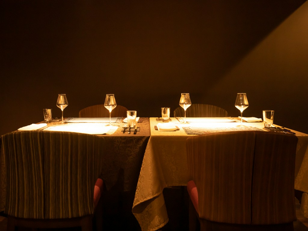 洗練された空間で過ごす時間は、まるで一本の映画を観ているよう