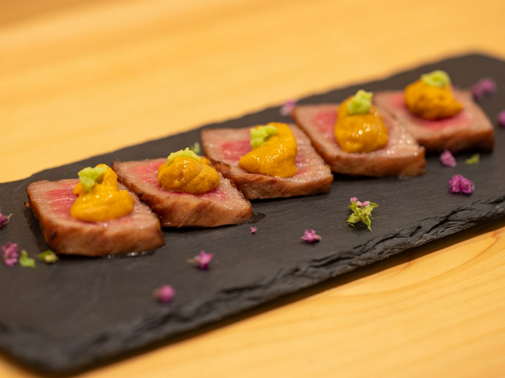 至福！　旨さにとろける『松阪牛の塩焼き～焼きうにを乗せて～』