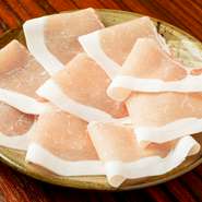 京橋のサラリーマンなども気軽に利用しやすいよう、野菜なしの“しゃぶしゃぶの肉のみ”や、“洋食メニューをつまみに一杯”といったリクエストを歓迎し柔軟に対応します。洋食のバリエーションも今後追加予定です。