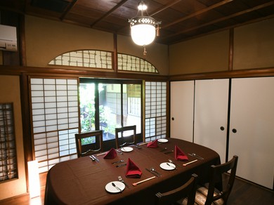 歴史ある京町屋の贅沢なプライベート空間