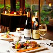 ■食前のアミューズ
■オードブル
■スープ
■メインディッシュ
■本日のシェフのひとくち裏メニュー
■デザート
■食後のお飲み物

写真はイメージです。